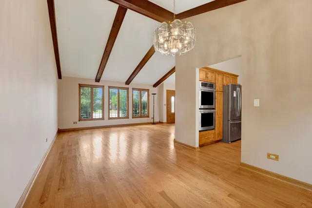 $525,000 | 823 North Harrow Court, Addison, IL 60101