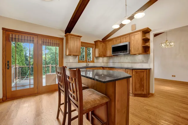 $525,000 | 823 North Harrow Court, Addison, IL 60101