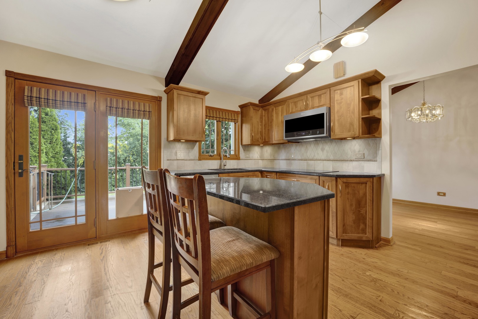 823 North Harrow Court Addison, IL 60101 - Photo 12 of 41