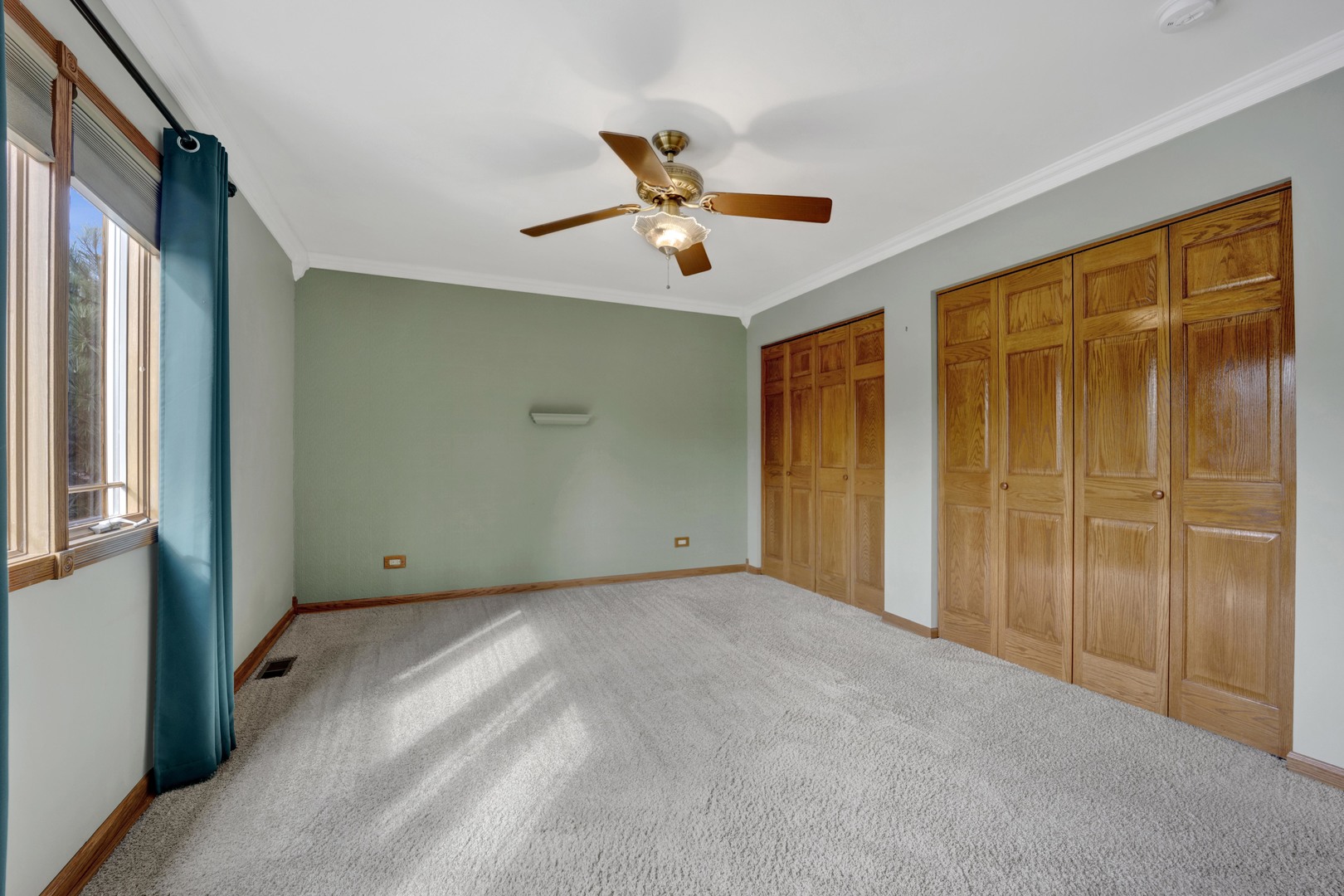 823 North Harrow Court Addison, IL 60101 - Photo 22 of 41