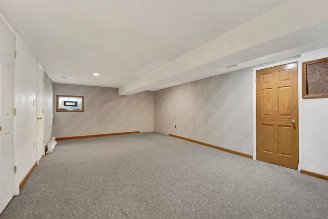 $525,000 | 823 North Harrow Court, Addison, IL 60101