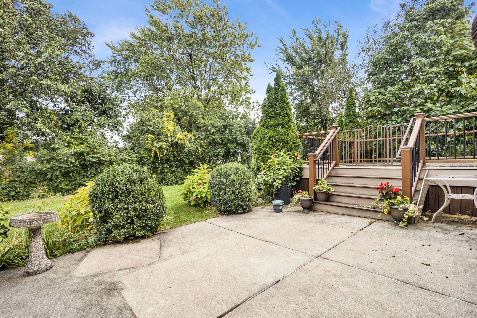 823 North Harrow Court Addison, IL 60101 - Photo 35 of 41