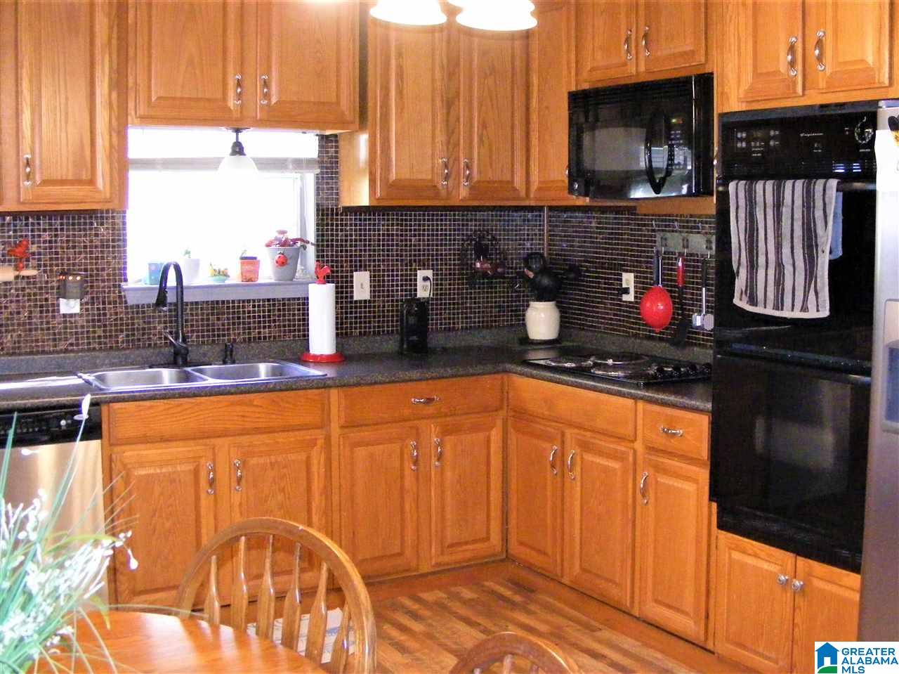 6389 Tyler Loop Road Pinson, AL 35126 - Photo 11 of 31