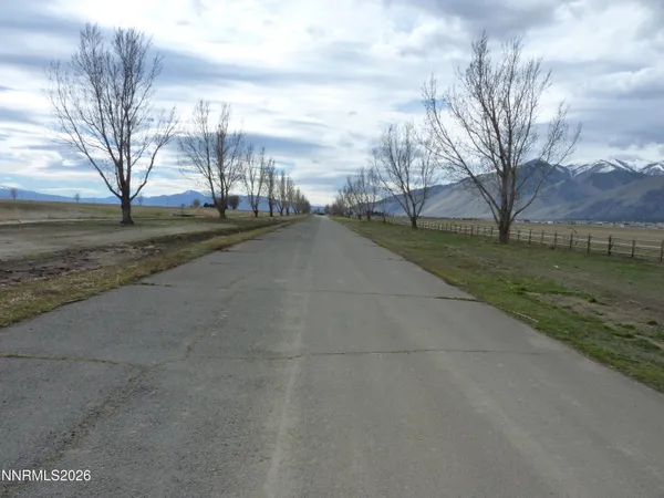 $250,000 | 101 Oreana Peak Road, Smith Valley, NV 89444