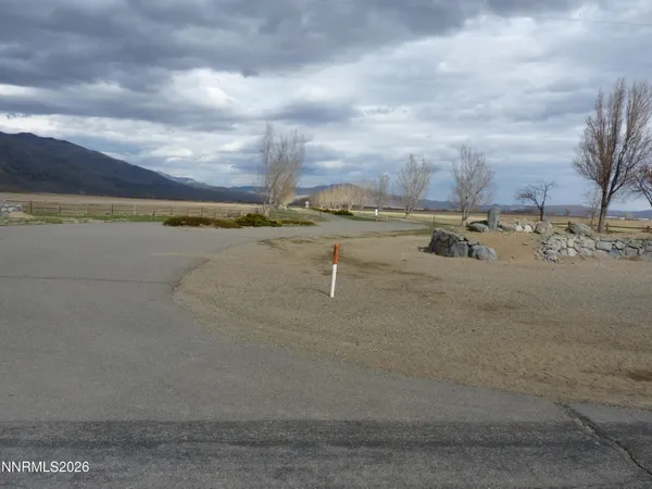 $250,000 | 101 Oreana Peak Road, Smith Valley, NV 89444