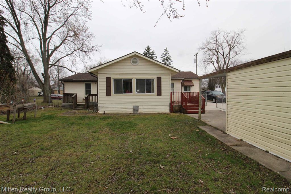 2323 Lindell Road Sterling Heights, MI 48310 - Photo 8 of 25