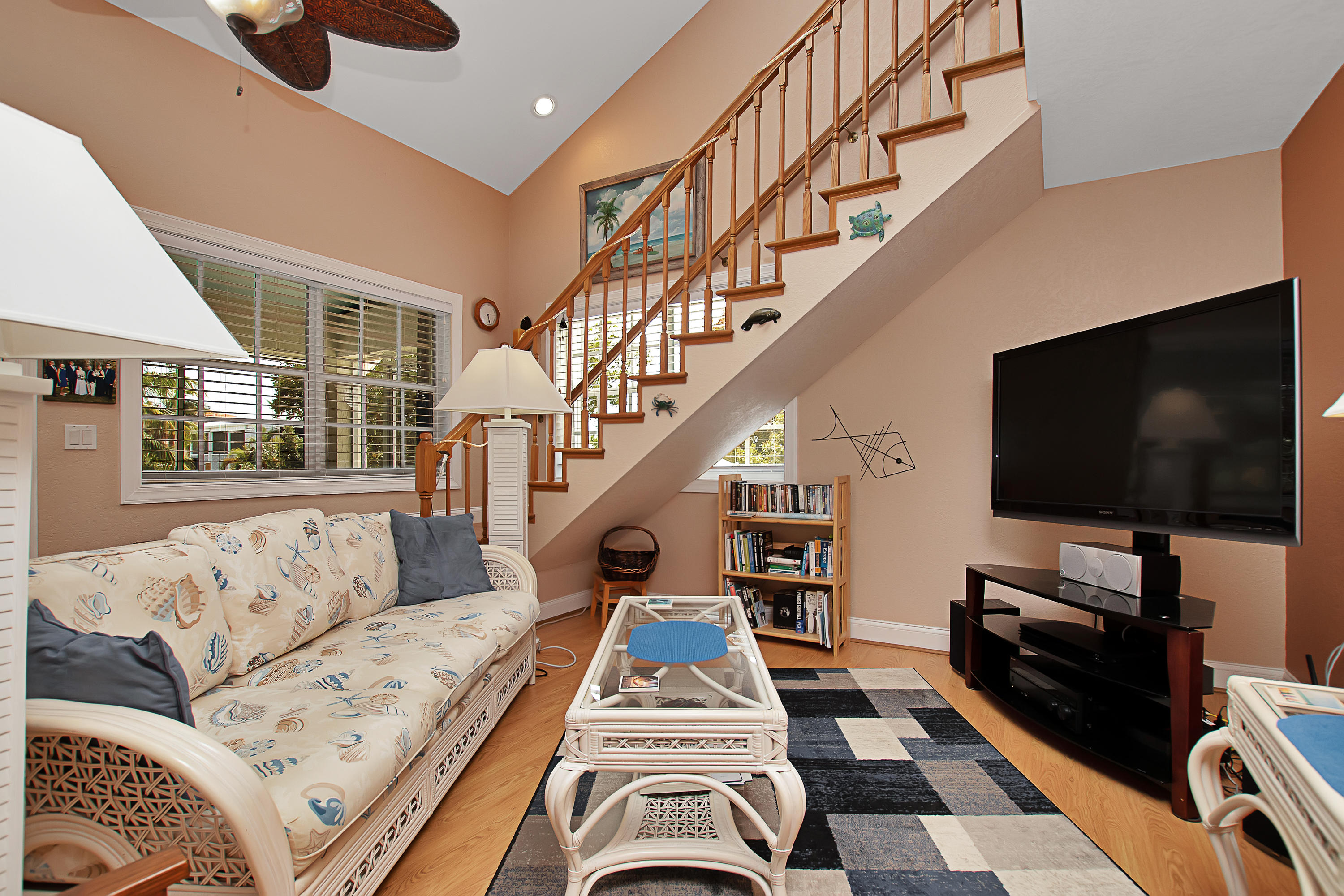 28564 Captain Kidd Road Summerland Key, FL 33042 - Photo 11 of 55 Living area 2