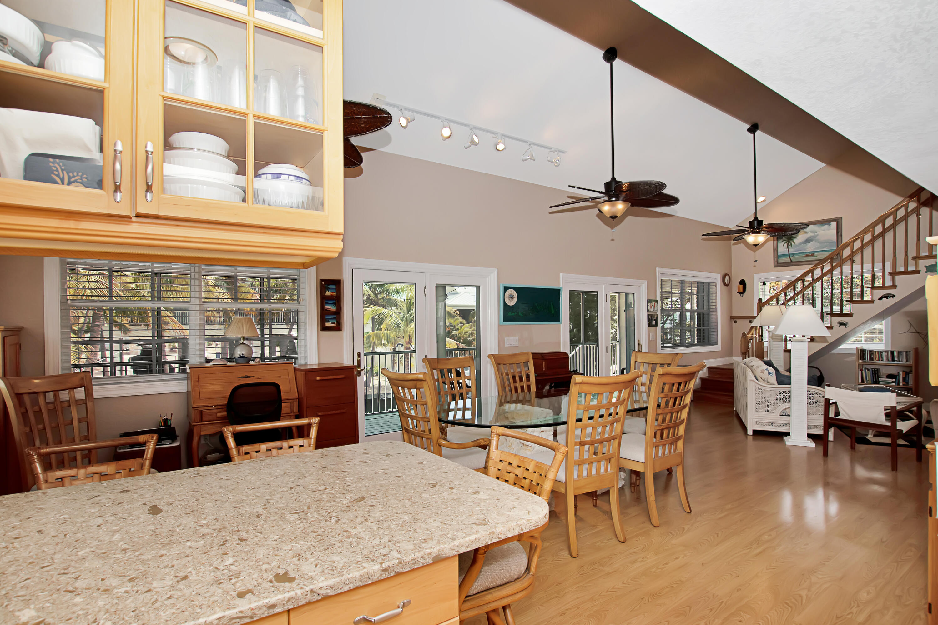 28564 Captain Kidd Road Summerland Key, FL 33042 - Photo 15 of 55 Kitchen, living area