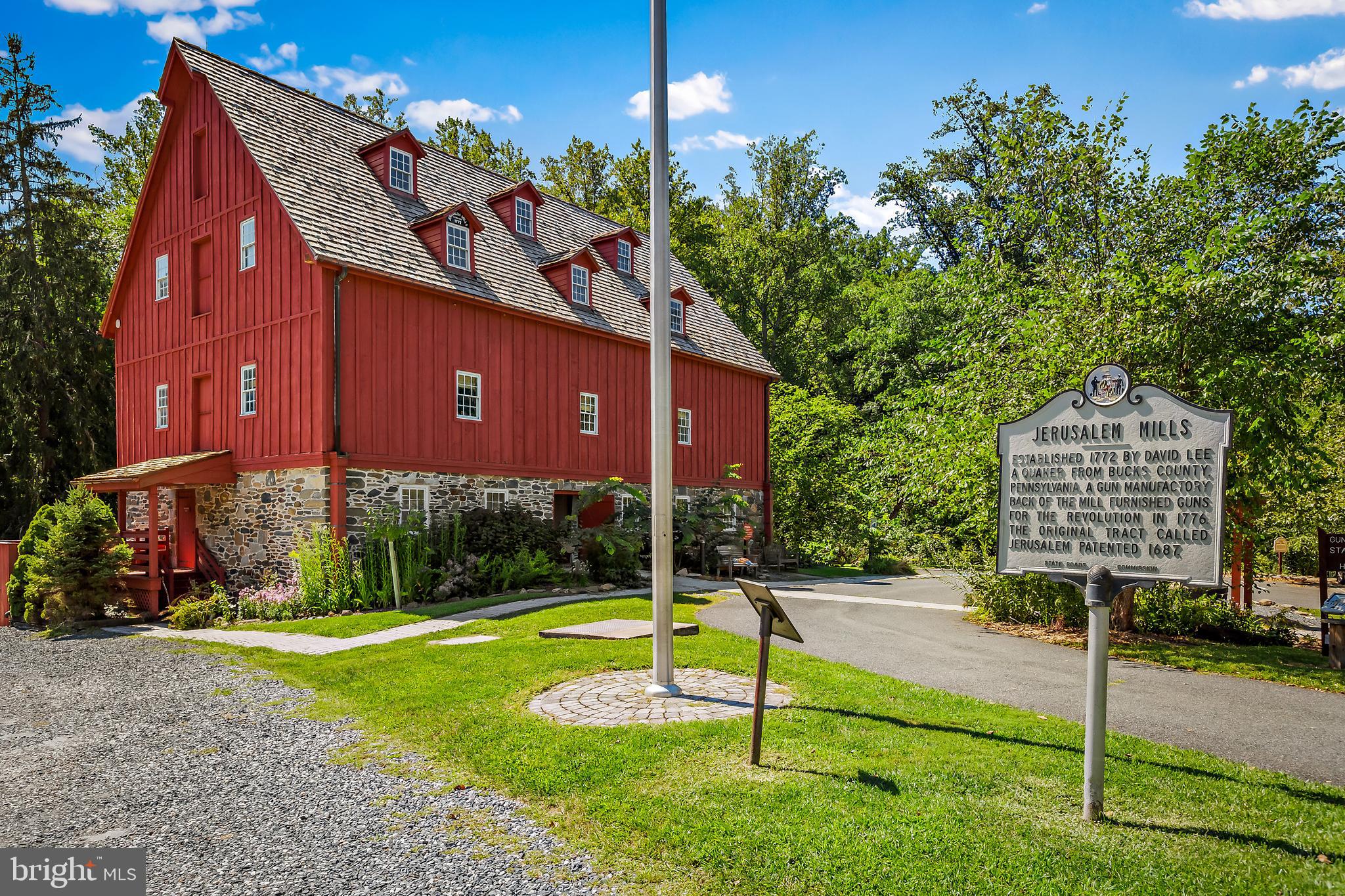 11914 Jericho Road Kingsville, MD 21087 - Photo 51 of 71 a view of a house with swimming pool and yard