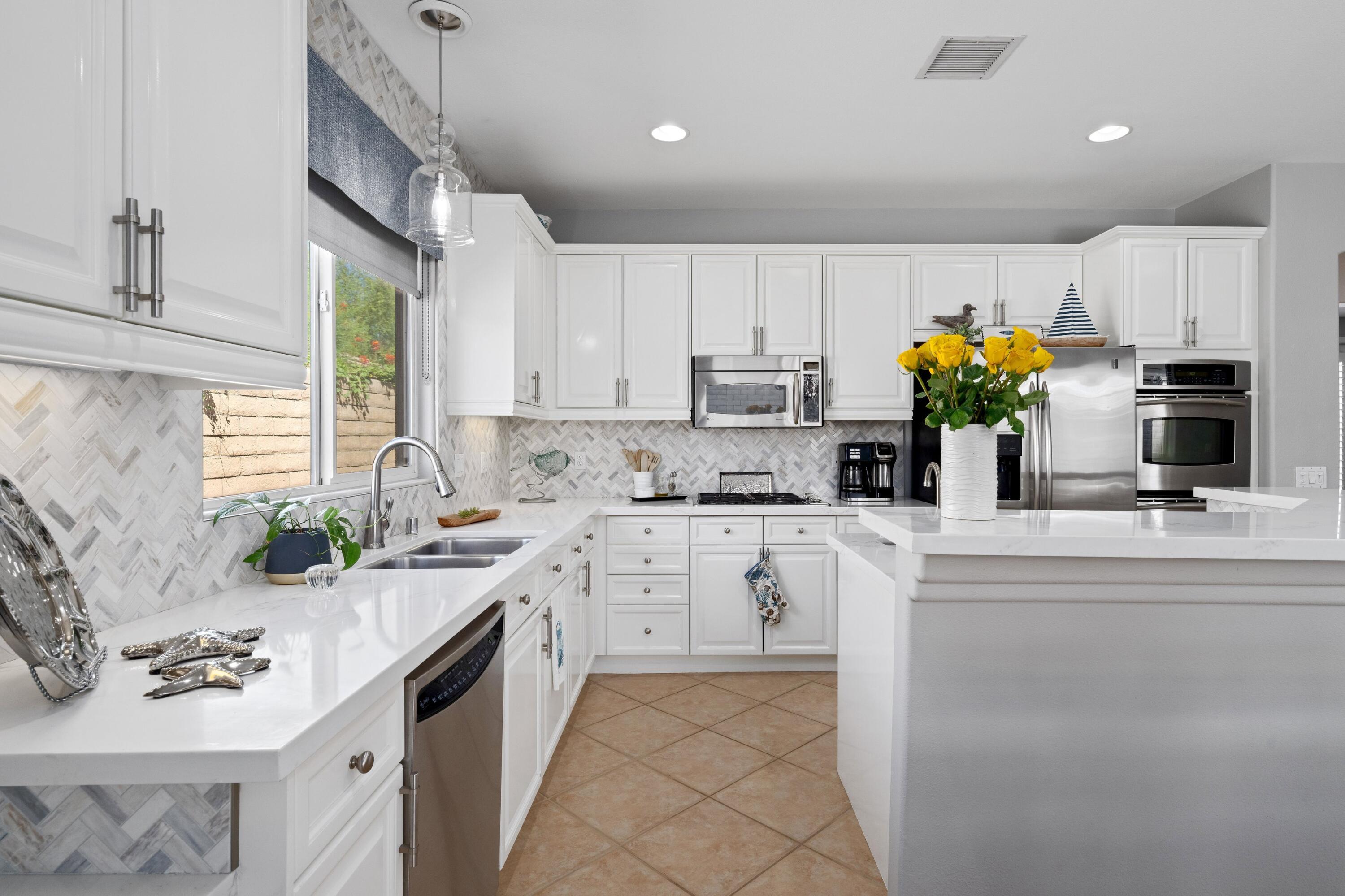 244 Via Martelli Rancho Mirage, CA 92270 - Photo 17 of 36 Photo 69071312