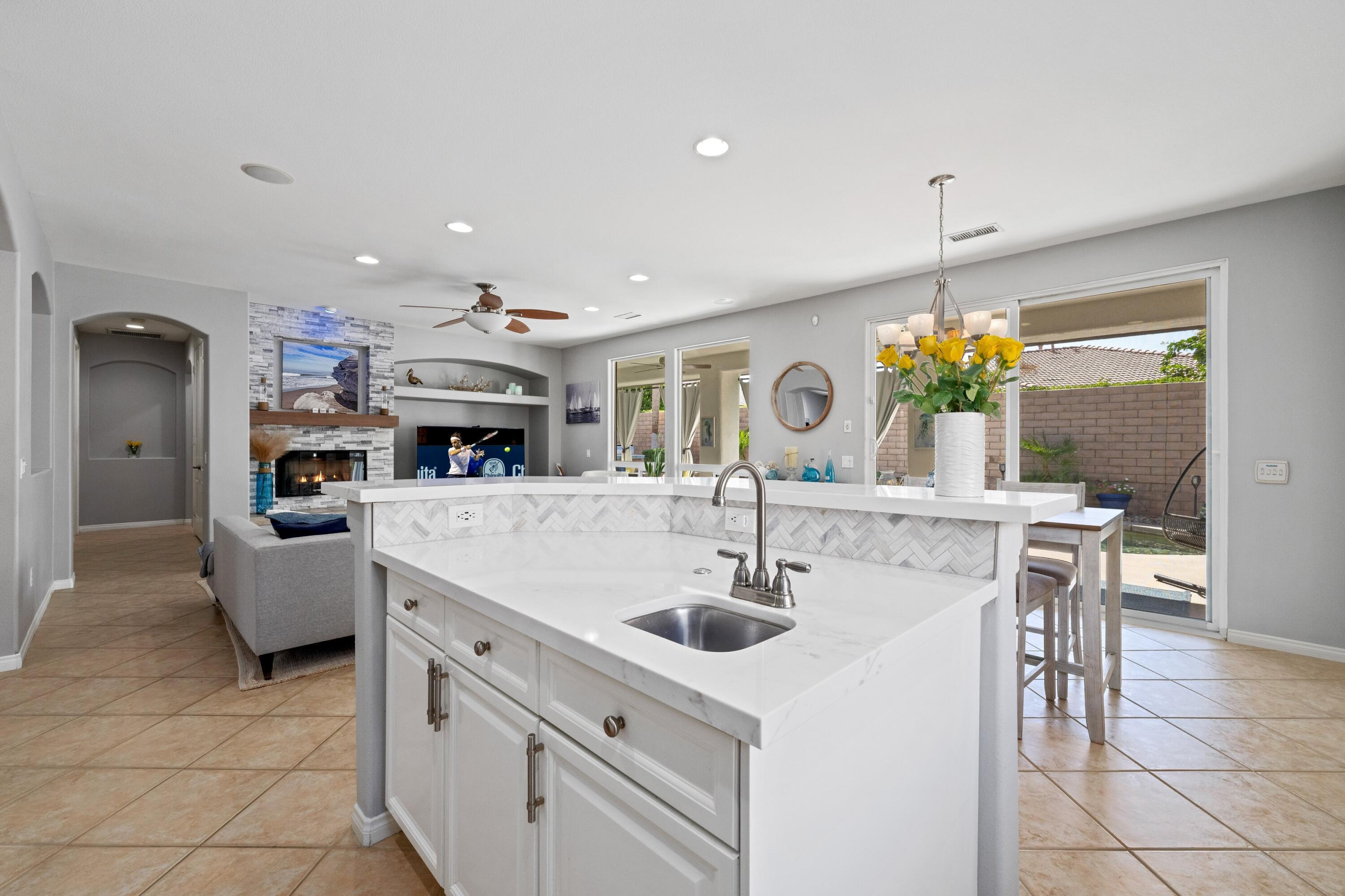 244 Via Martelli Rancho Mirage, CA 92270 - Photo 18 of 36 Photo 69071316