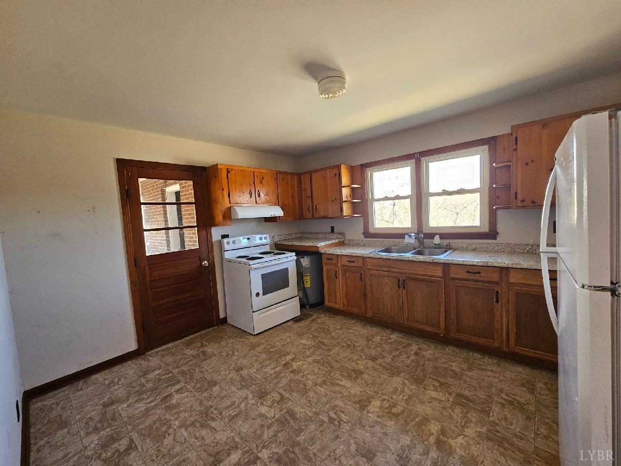 2497 Grit Road Hurt, VA 24563 - Photo 4 of 12 Gallery Image 4