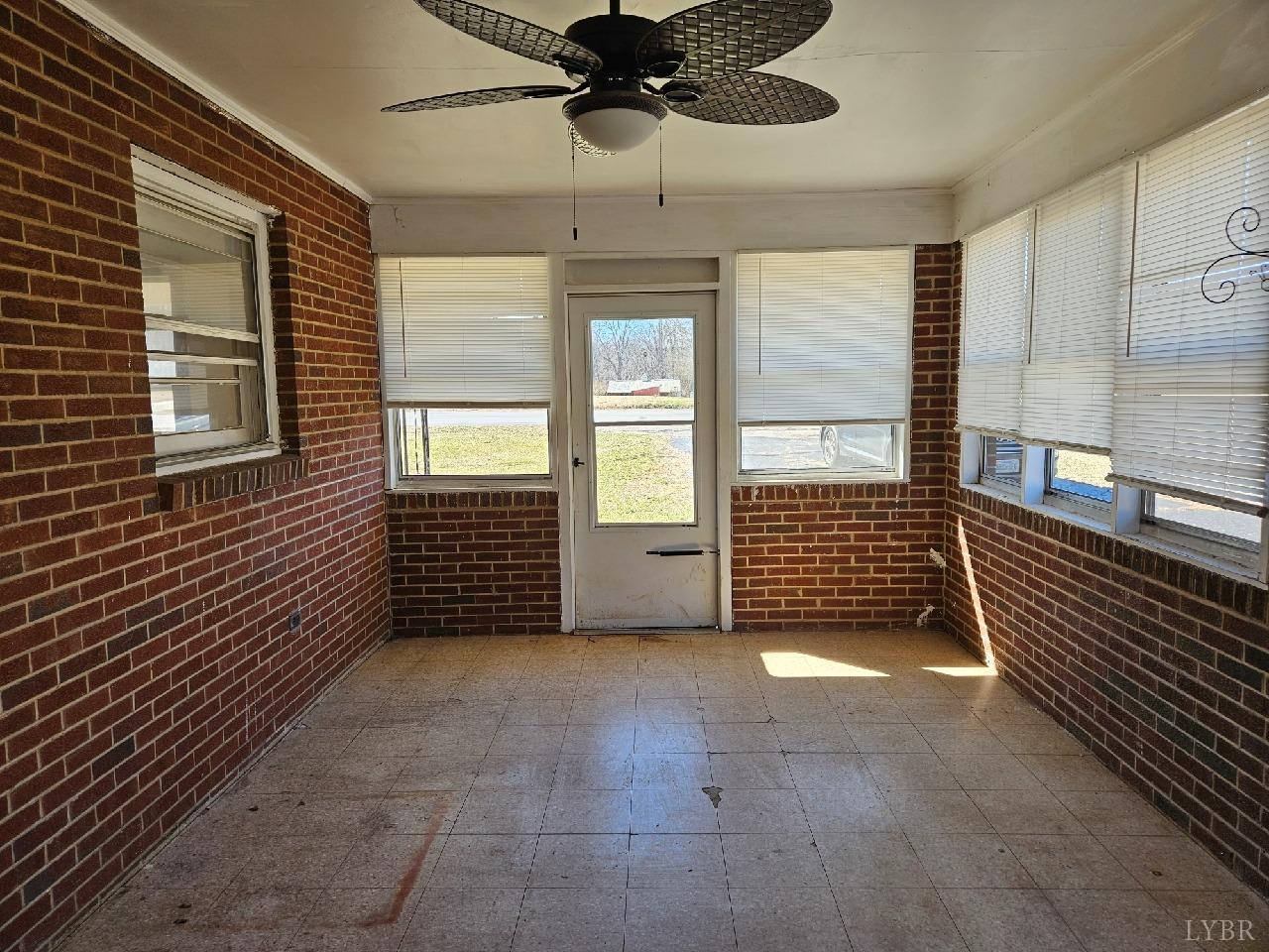 2497 Grit Road Hurt, VA 24563 - Photo 9 of 12 Gallery Image 9