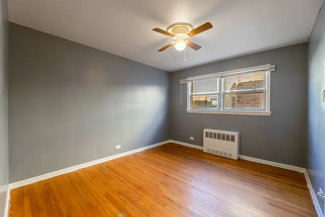 $1,700 | 7718 South Jeffery Boulevard, Unit 3, Chicago, IL 60649