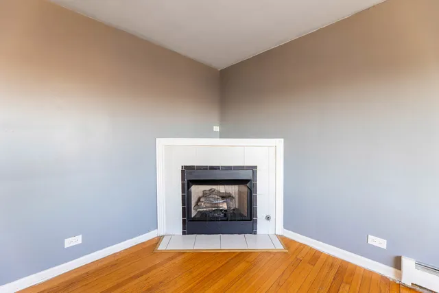 $1,700 | 7718 South Jeffery Boulevard, Unit 3, Chicago, IL 60649