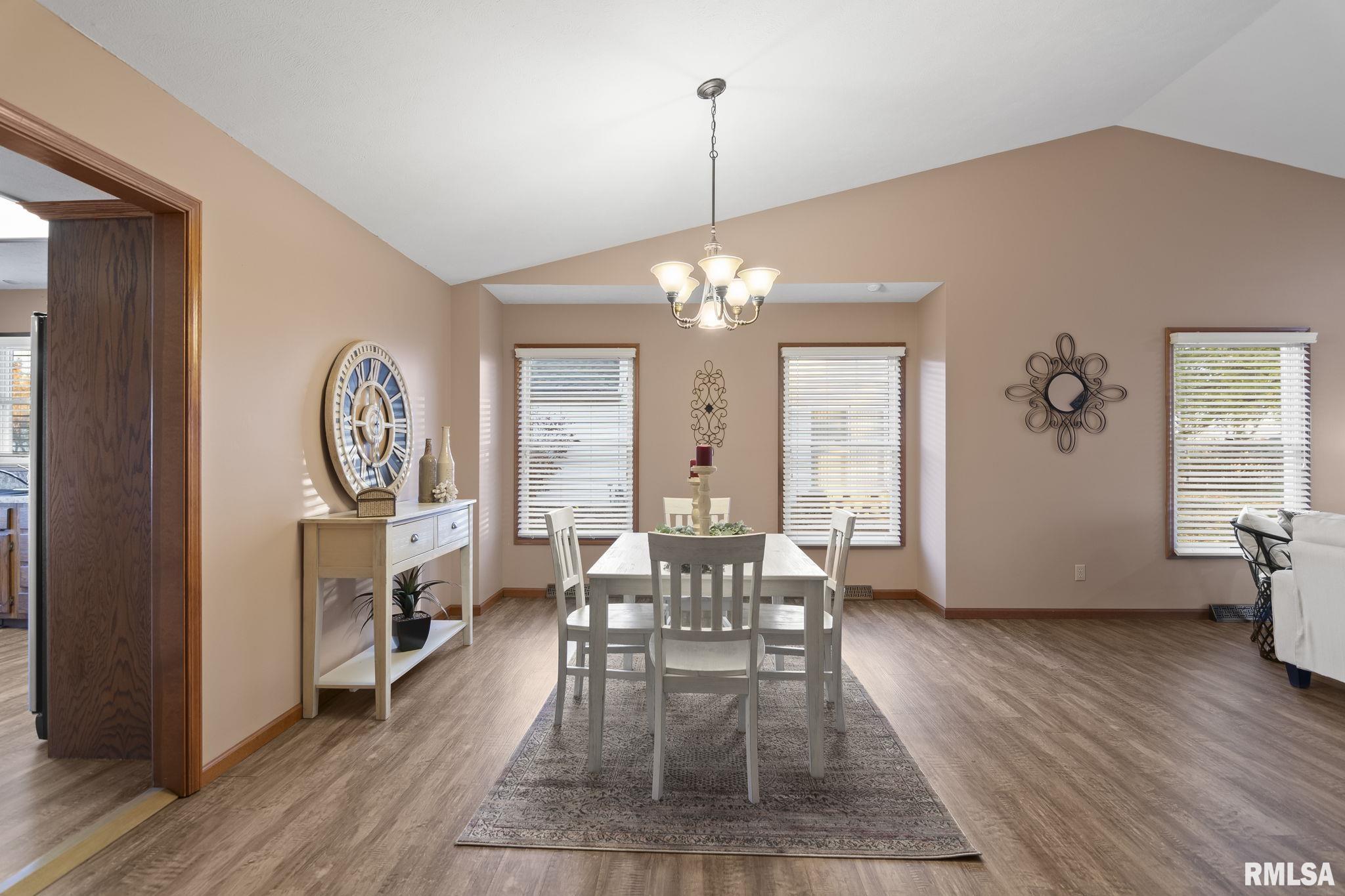 4116 McGregor Lane Springfield, IL 62711 - Photo 7 of 29 Gallery Image 7