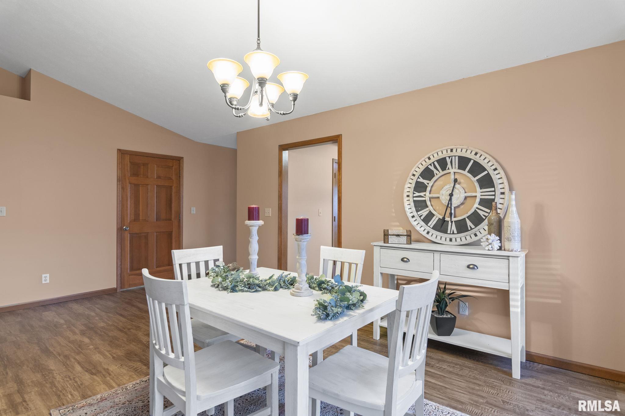 4116 McGregor Lane Springfield, IL 62711 - Photo 9 of 29 Gallery Image 9