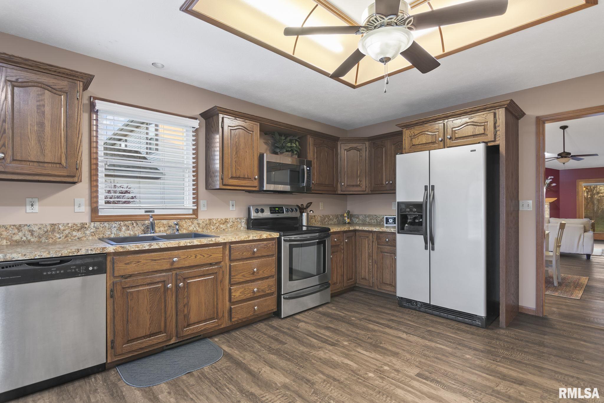 4116 McGregor Lane Springfield, IL 62711 - Photo 10 of 29 Gallery Image 10