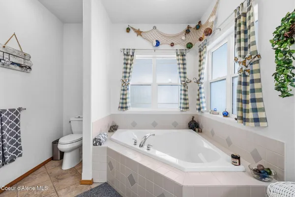 $750,000 | 911 French Gulch Road, Kingston, ID 83839