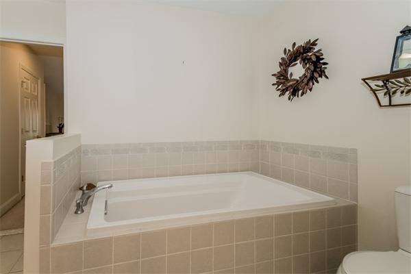 28 Prestwick Road, Unit 186 Bourne, MA 02532 - Photo 13 of 21