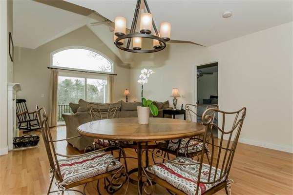 28 Prestwick Road, Unit 186 Bourne, MA 02532 - Photo 5 of 21