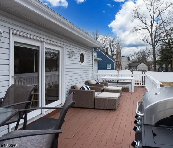 $639,000 | 13-15 Park Avenue, Green Brook, NJ 08812