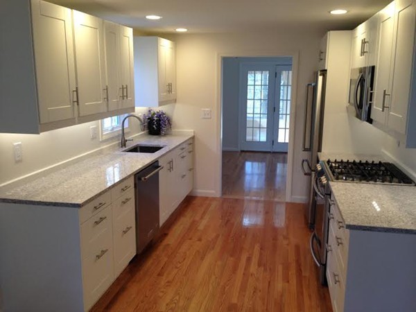 17 Mills Point, Unit 17 Middleton, MA 01949 - Photo 3 of 11 Gallery Image 3