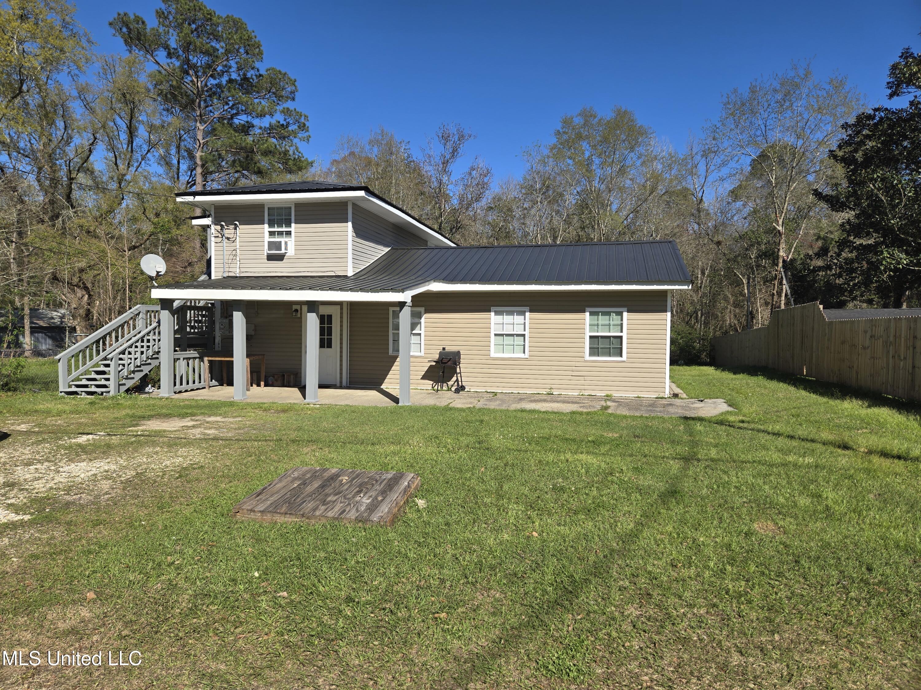 1704 Adcox Road Picayune, MS 39466 - Photo 1 of 19 20250317_160405