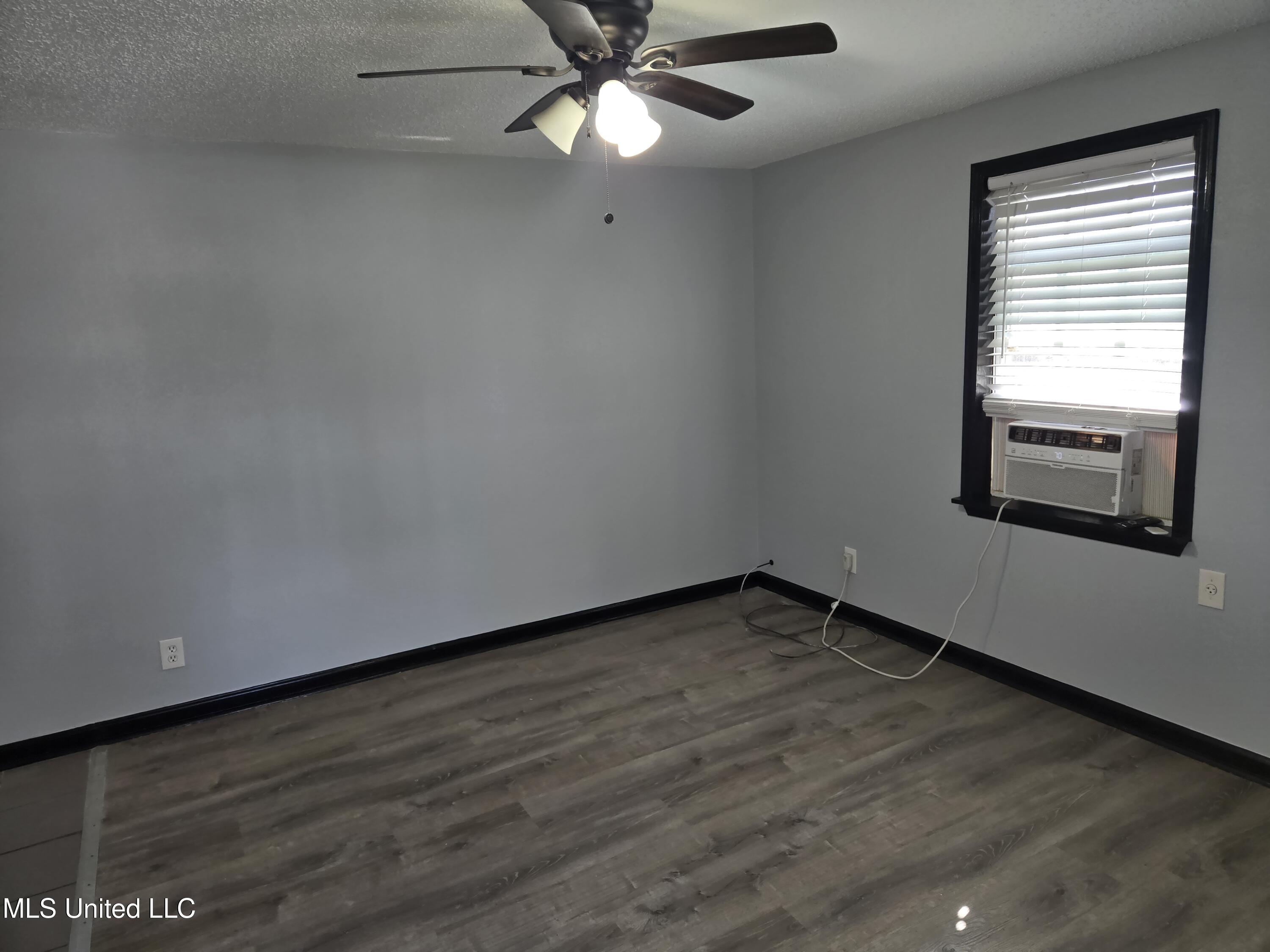 1704 Adcox Road Picayune, MS 39466 - Photo 16 of 19 U Bedroom