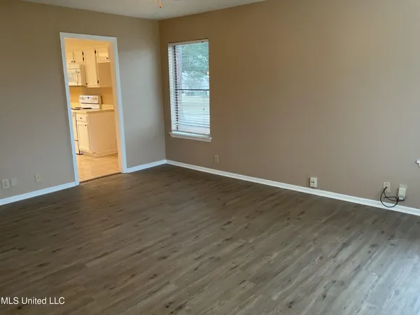 $1,500 | 139 Lakebend Circle, Brandon, MS 39042