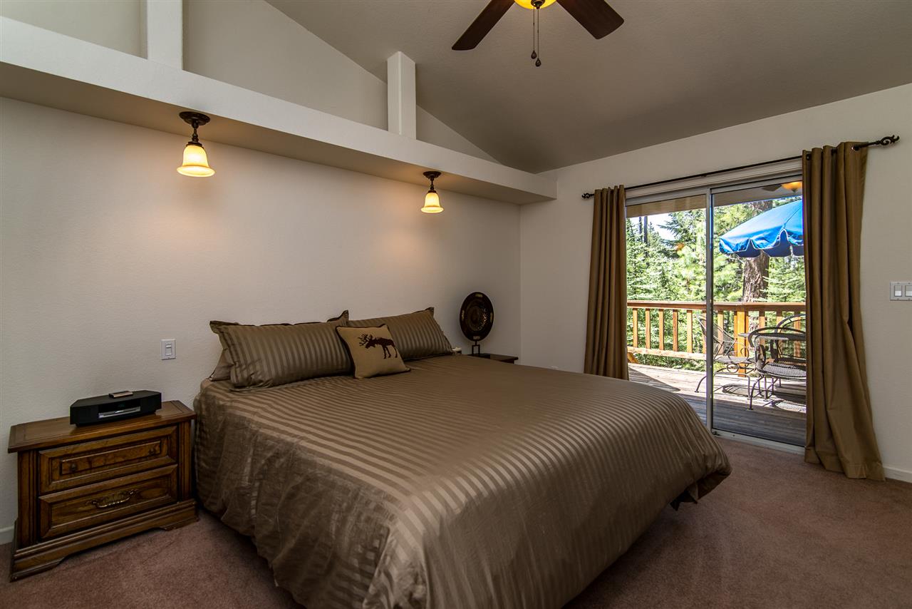 10586 Iris Road Truckee, CA 96161 - Photo 8 of 14 Gallery Image 8