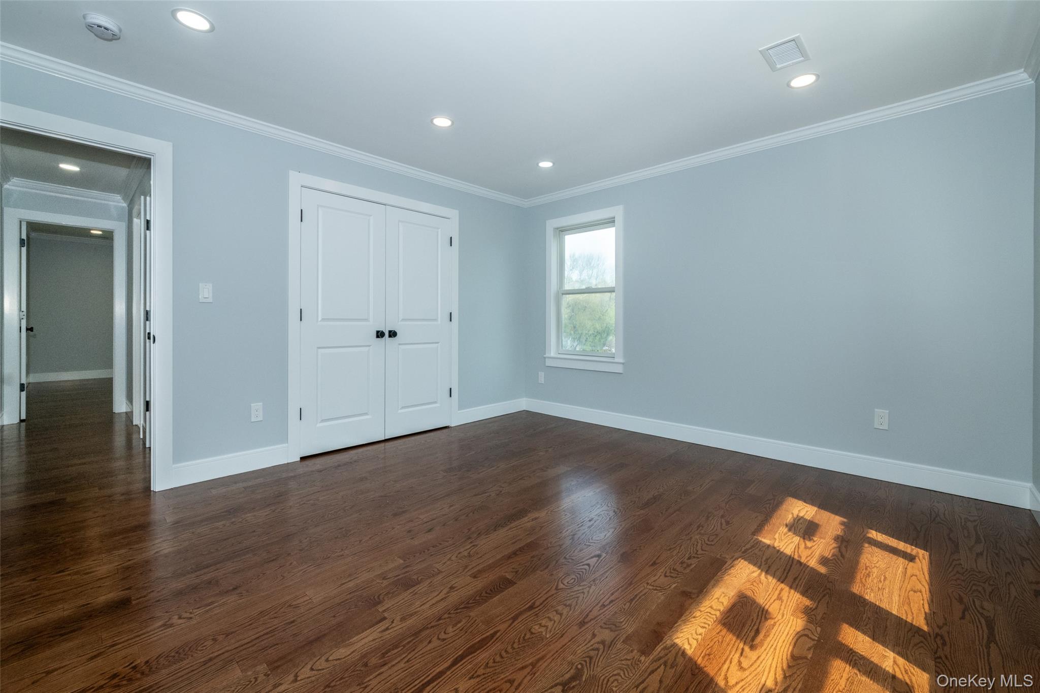 19 Beverly Road New Rochelle, NY 10804 - Photo 29 of 40 Gallery Image 29