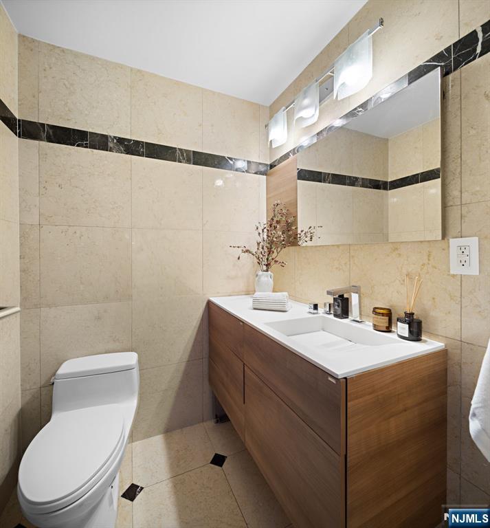 1286 River Road Edgewater, NJ 07020 - Photo 8 of 19