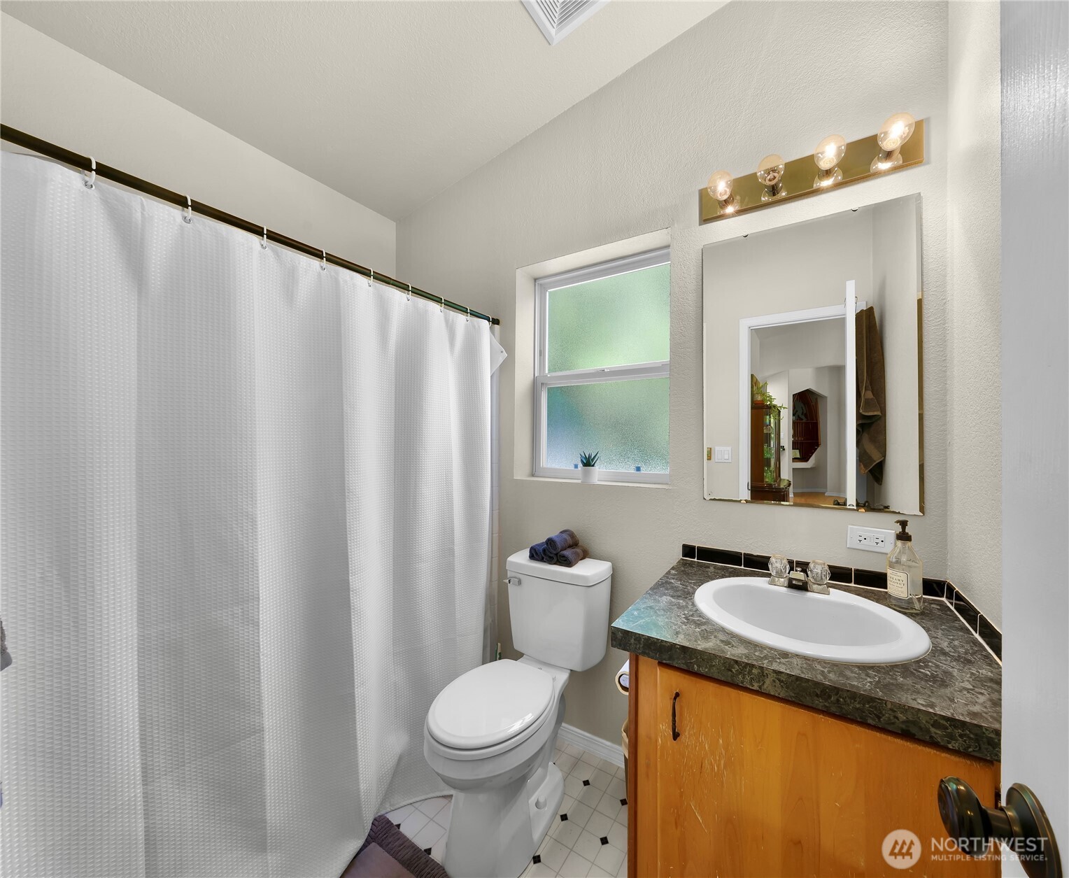 5554 Potter Road Deming, WA 98244 - Photo 28 of 39