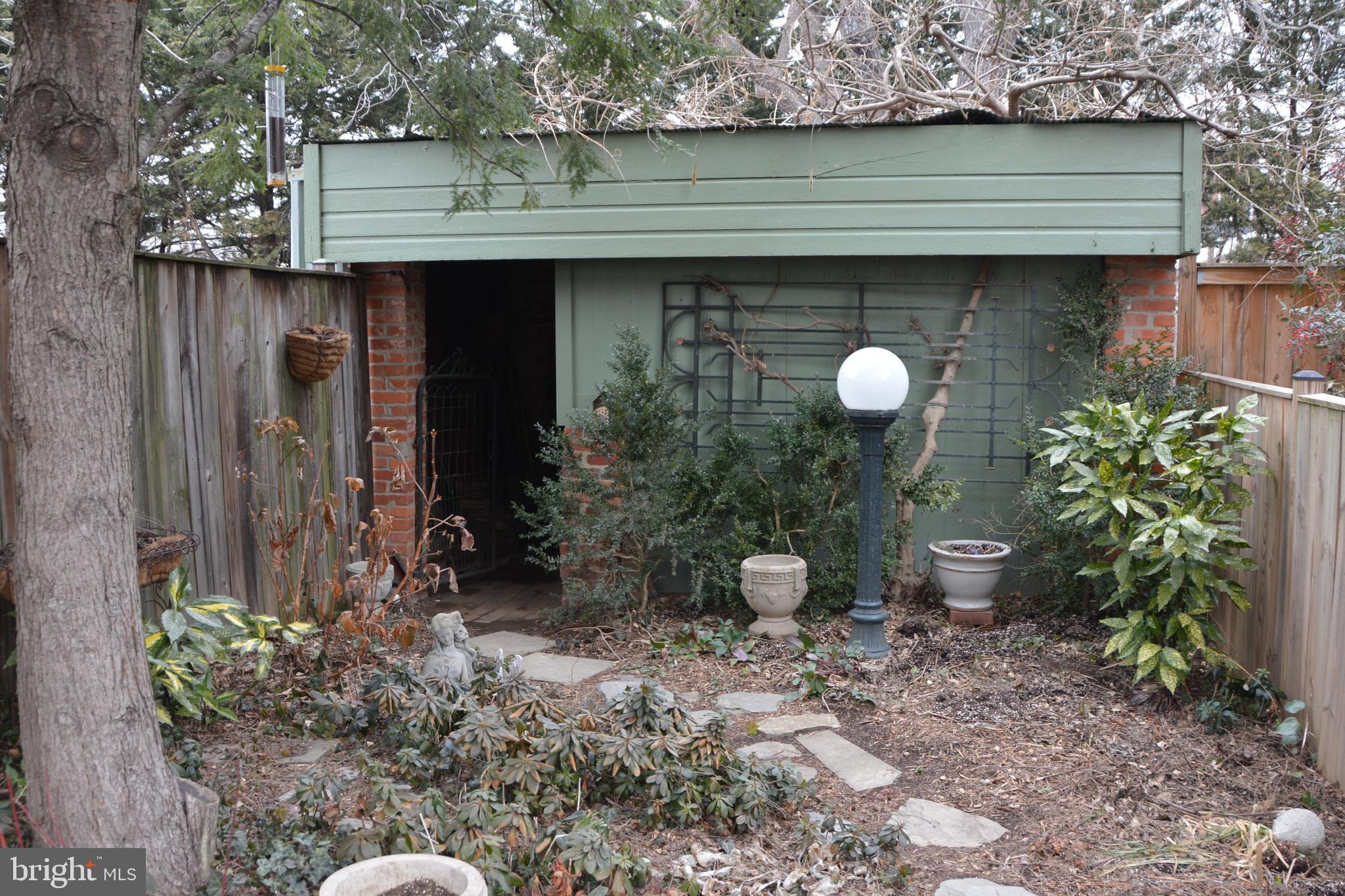 325 East 3rd Street Frederick, MD 21701 - Photo 45 of 54 Shed