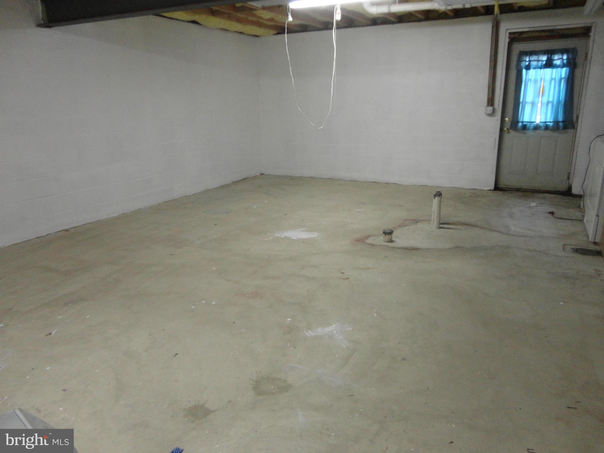 7770 Old House Road Pasadena, MD 21122 - Photo 12 of 14 Basement