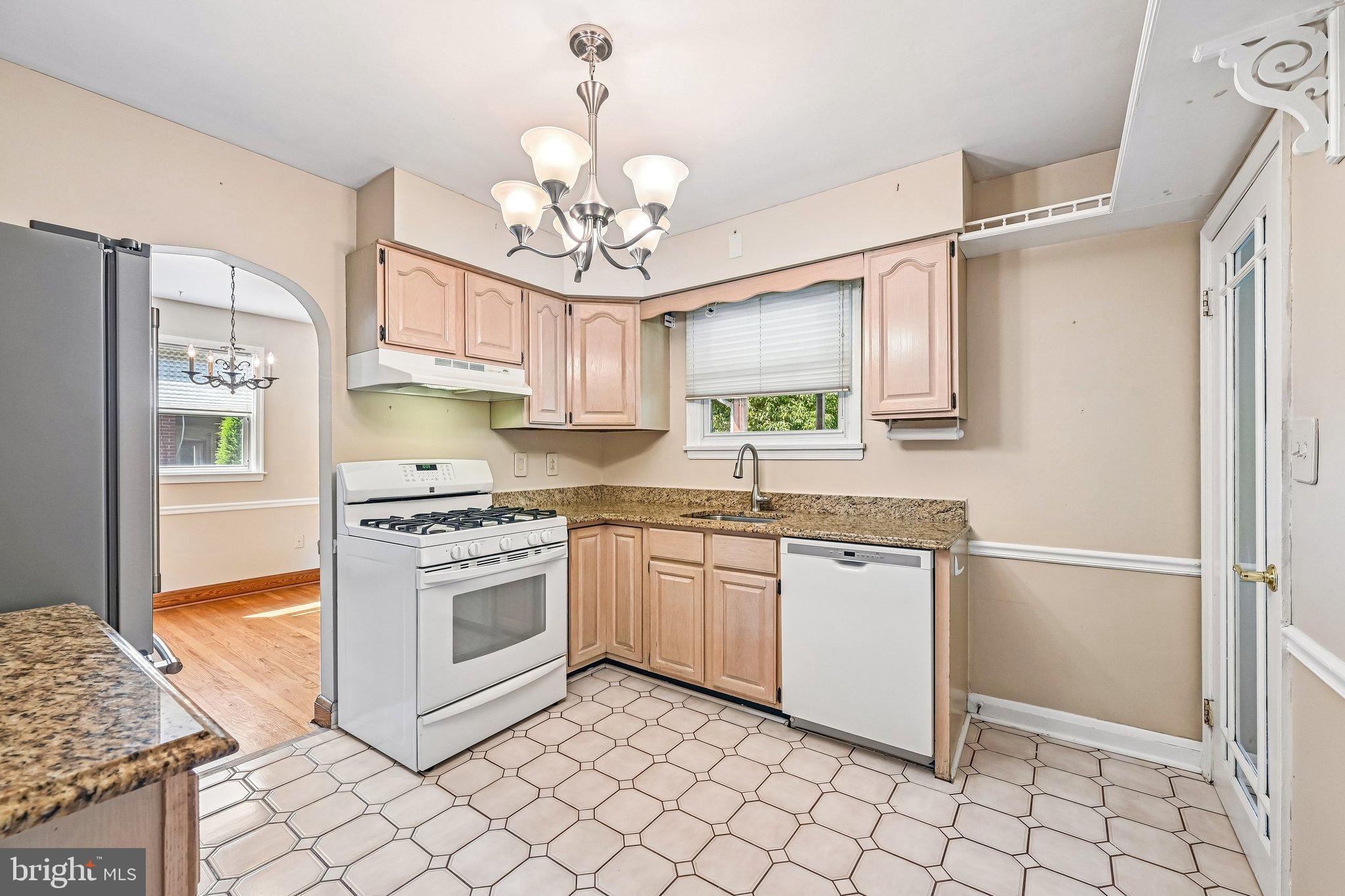 18 North Reed Street Bel Air, MD 21014 - Photo 9 of 40 Kitchen
