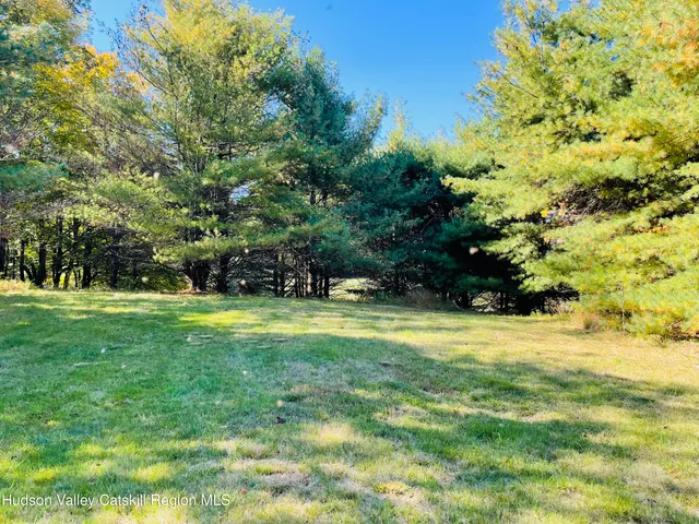 $350,000 | 679 Vly Road, Stone Ridge, NY 12484