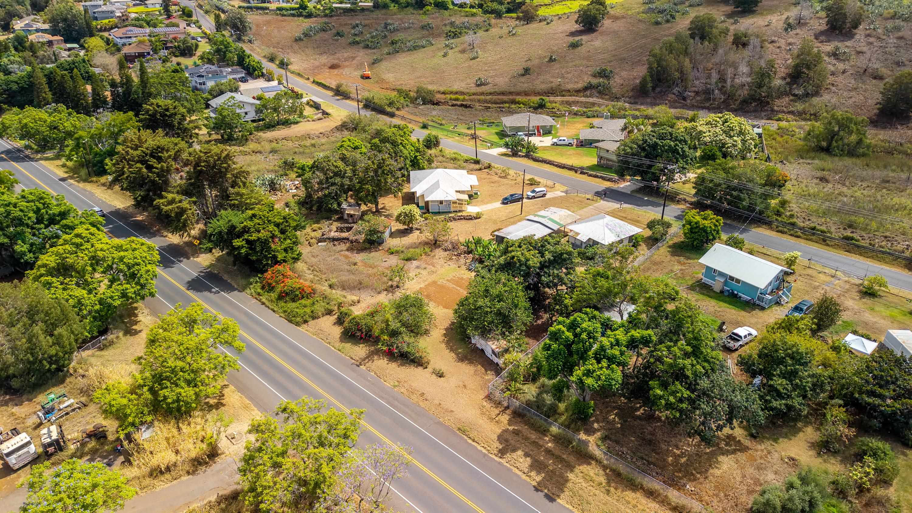 3044 Lower Kula Road Kula, HI 96790 - Photo 34 of 44 a view of a city