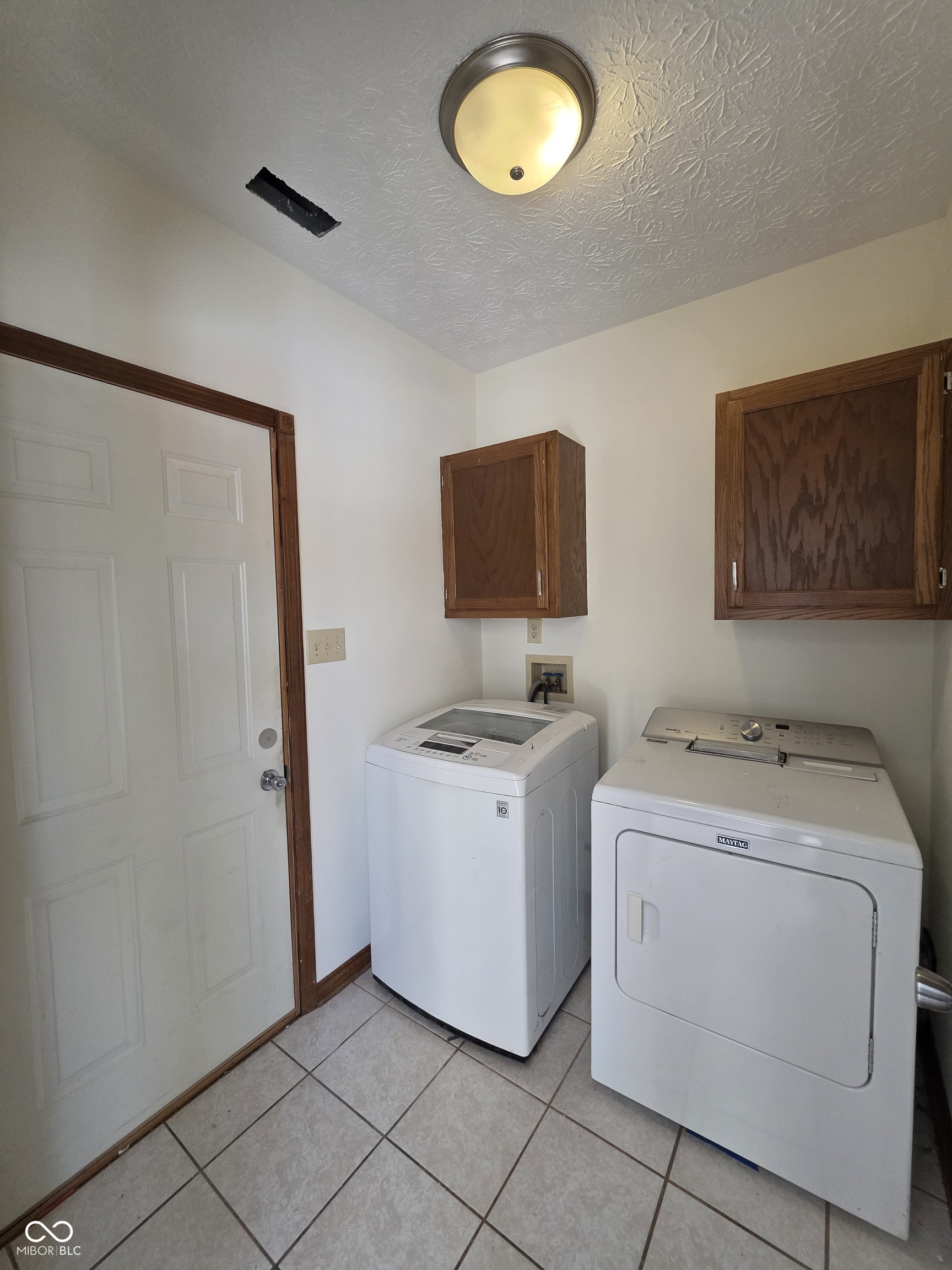 54 Spring Lake Court Trafalgar, IN 46181 - Photo 18 of 80