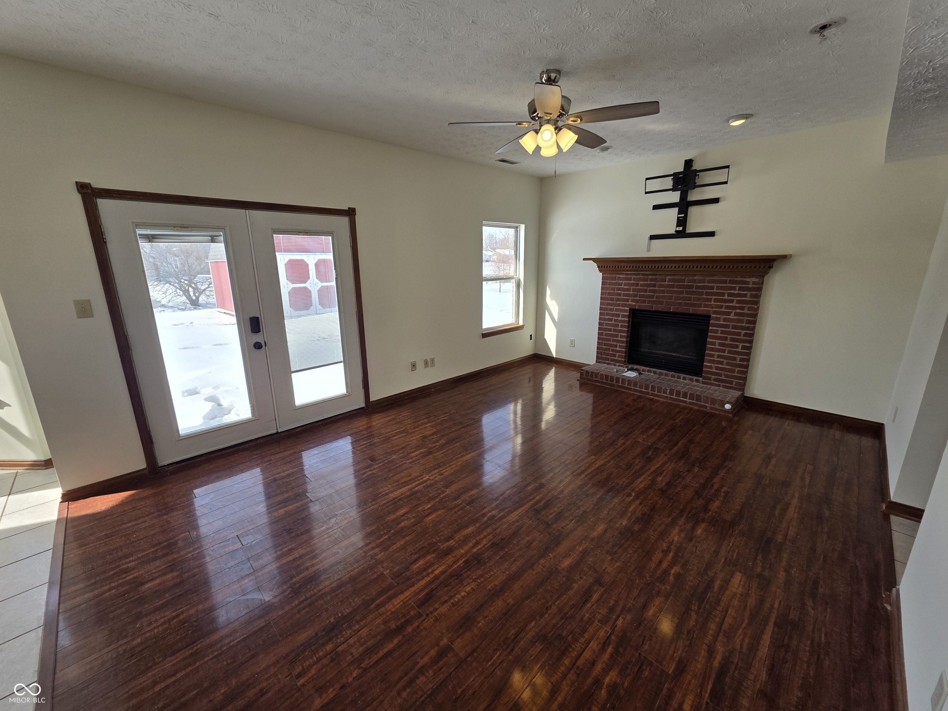 54 Spring Lake Court Trafalgar, IN 46181 - Photo 6 of 83
