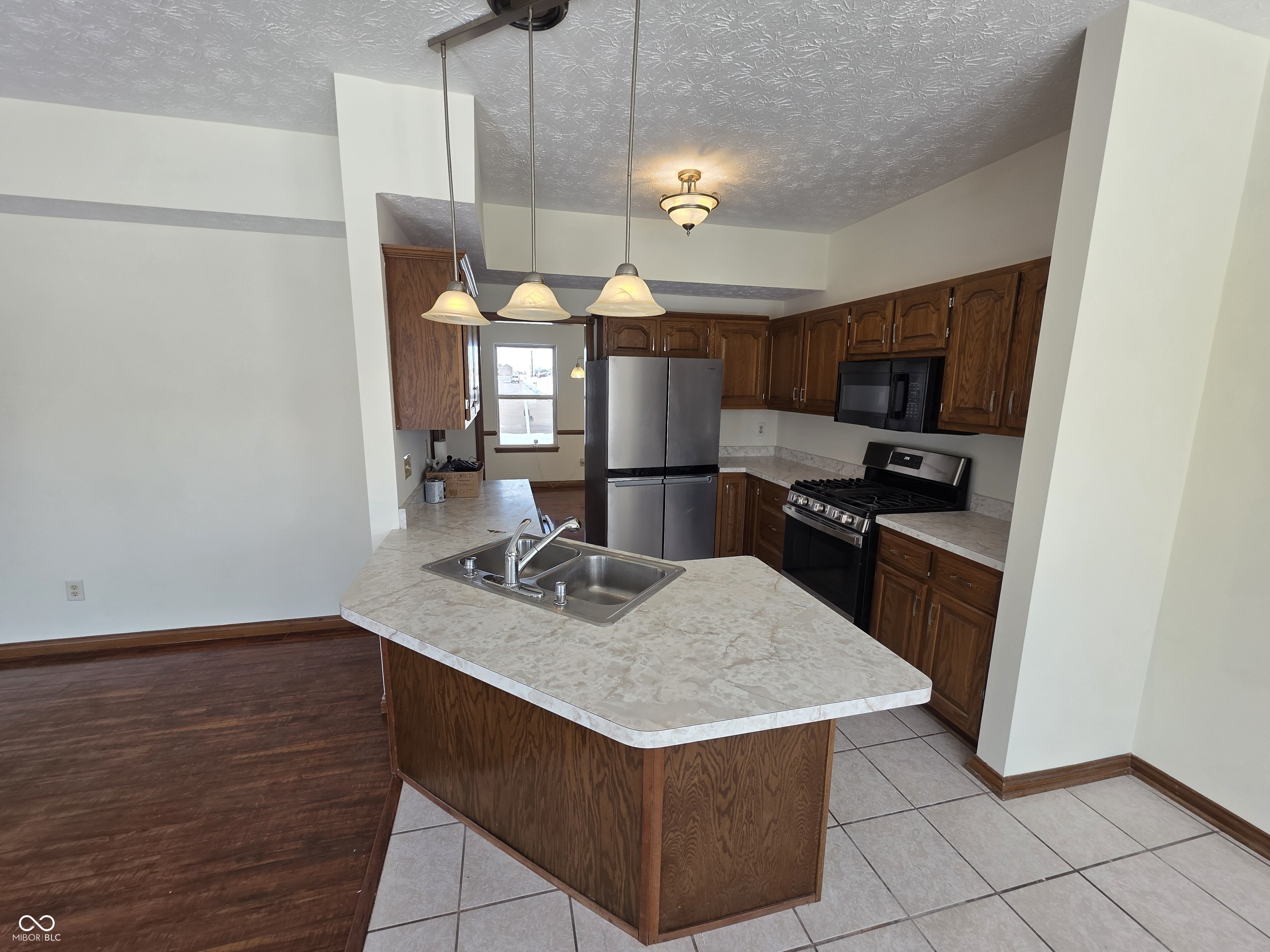 54 Spring Lake Court Trafalgar, IN 46181 - Photo 9 of 80