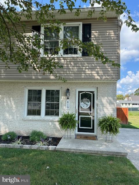 418 Manor Street Hanover, PA 17331 - Photo 3 of 37 Gallery Image 3