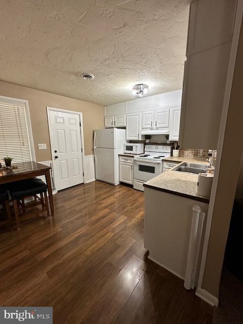 418 Manor Street Hanover, PA 17331 - Photo 8 of 37 Gallery Image 8