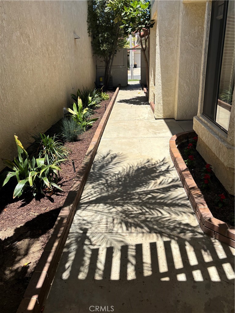3014 Enrique, Unit 98 San Clemente, CA 92673 - Photo 12 of 14 a view of a backyard of the house