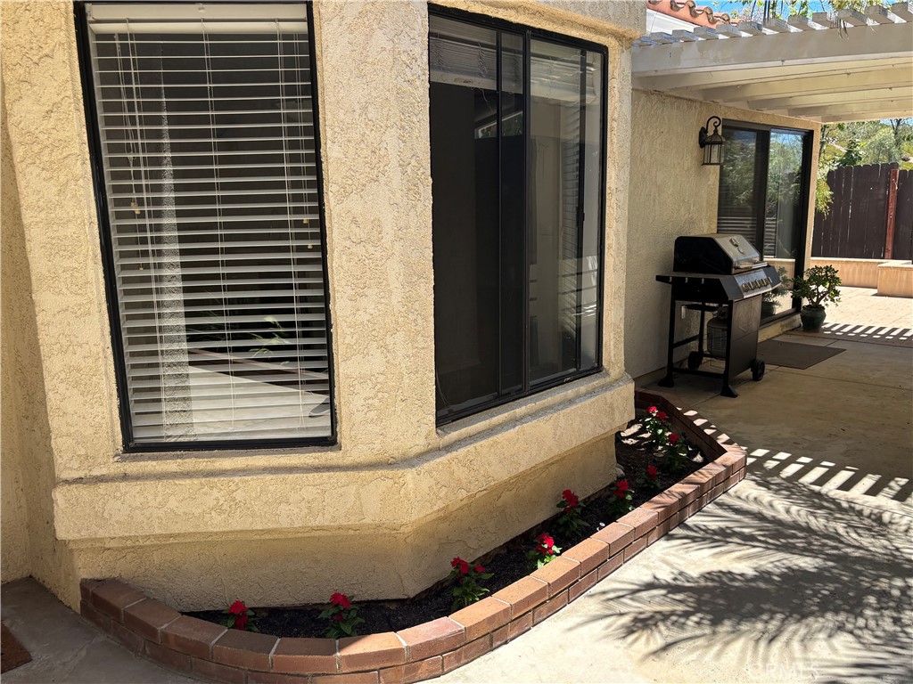 3014 Enrique, Unit 98 San Clemente, CA 92673 - Photo 14 of 14 a bathroom with a bathtub and a window