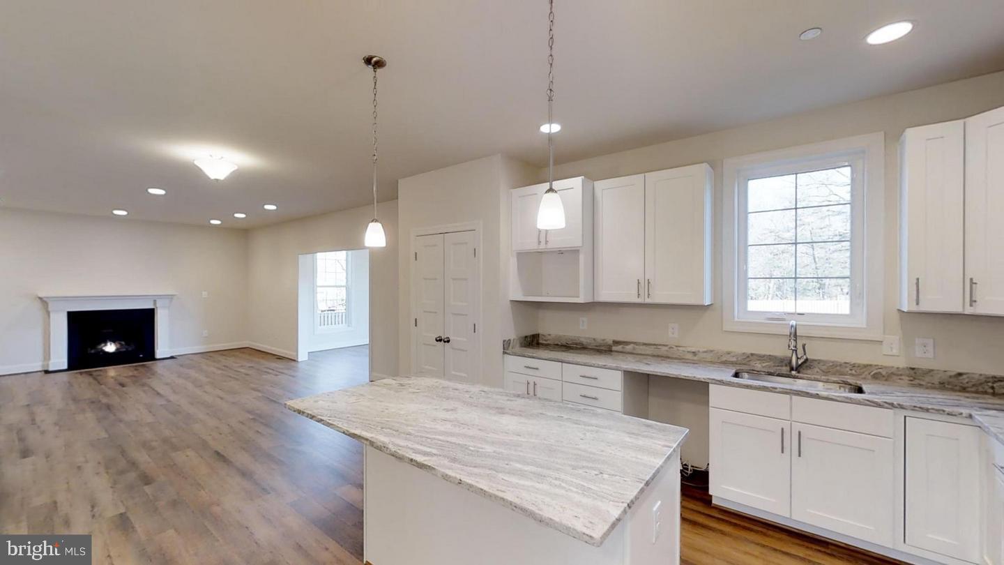 1402 Disney Avenue Severn, MD 21144 - Photo 9 of 21 Kitchen - Options Shown