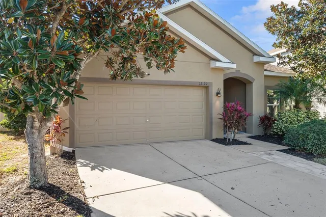 $399,900 | 12122 Rambling Stream Drive, Riverview, FL 33569