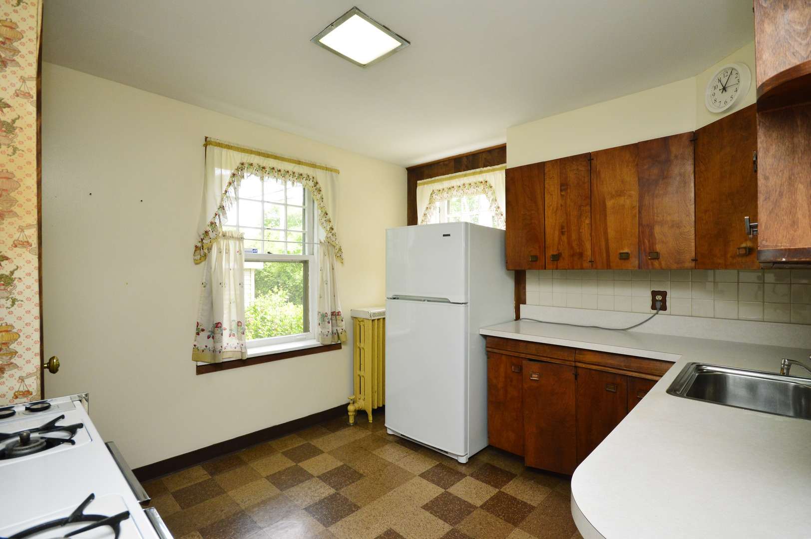 911 Simpson Street Evanston, IL 60201 - Photo 12 of 34