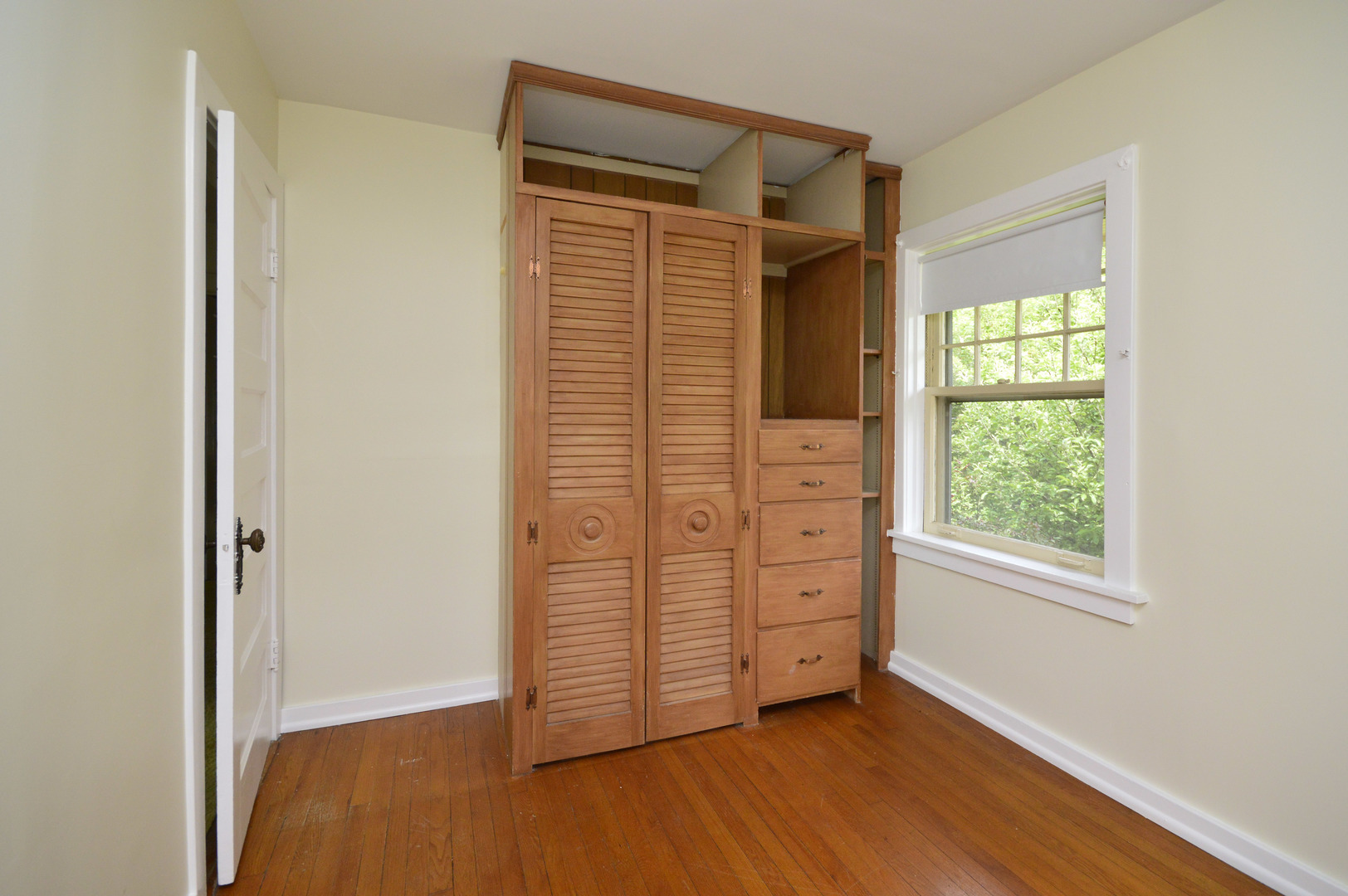 911 Simpson Street Evanston, IL 60201 - Photo 18 of 34